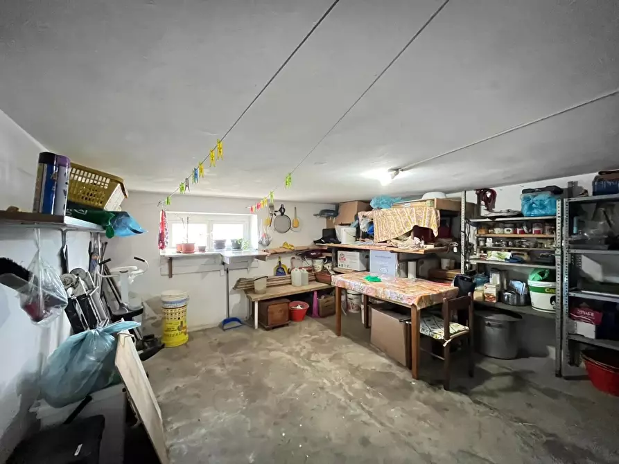 Immagine 33 di Appartamento in vendita  a Pontedera