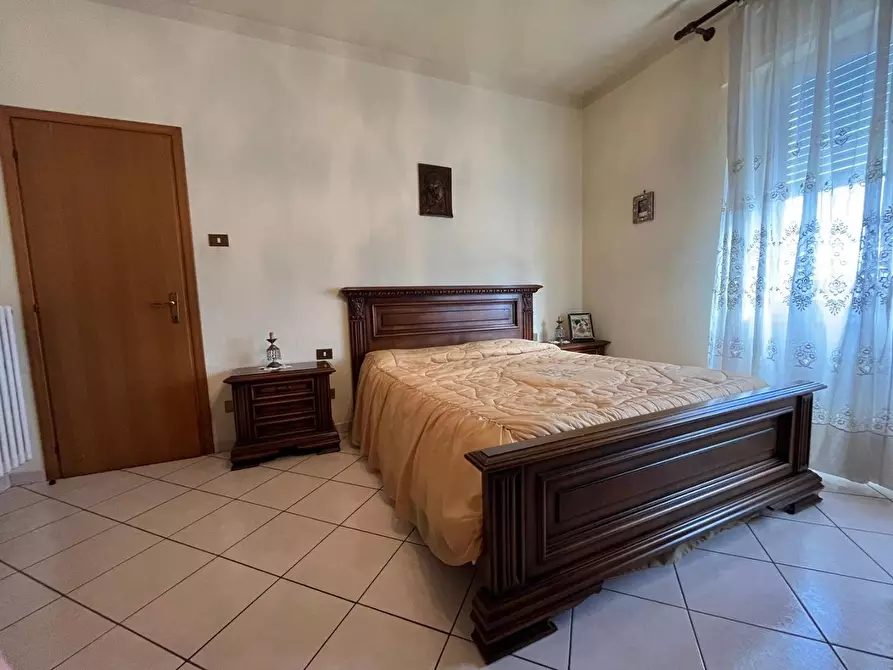 Immagine 26 di Appartamento in vendita  a Pontedera