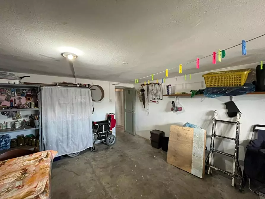 Immagine 35 di Appartamento in vendita  a Pontedera