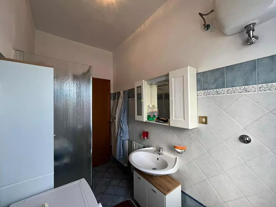 Immagine 31 di Appartamento in vendita  a Pontedera