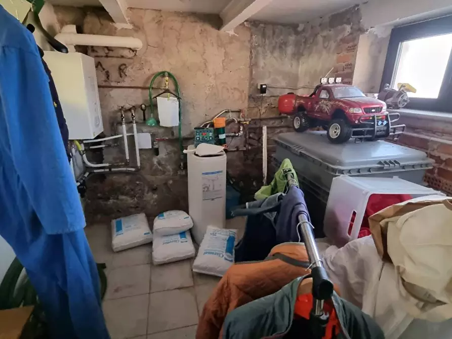 Immagine 26 di Villa in vendita  a Pisa