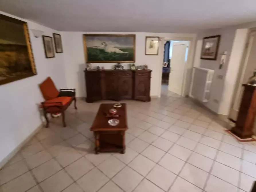 Immagine 15 di Villa in vendita  a Pisa