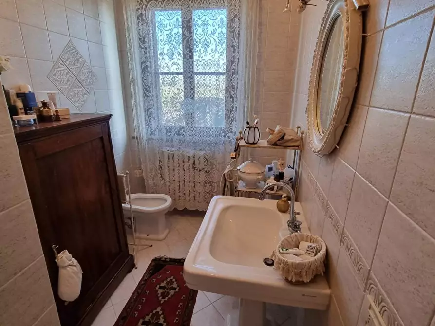 Immagine 8 di Villa in vendita  a Pisa