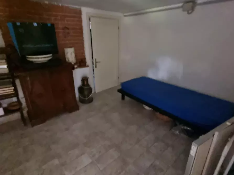 Immagine 14 di Villa in vendita  a Pisa