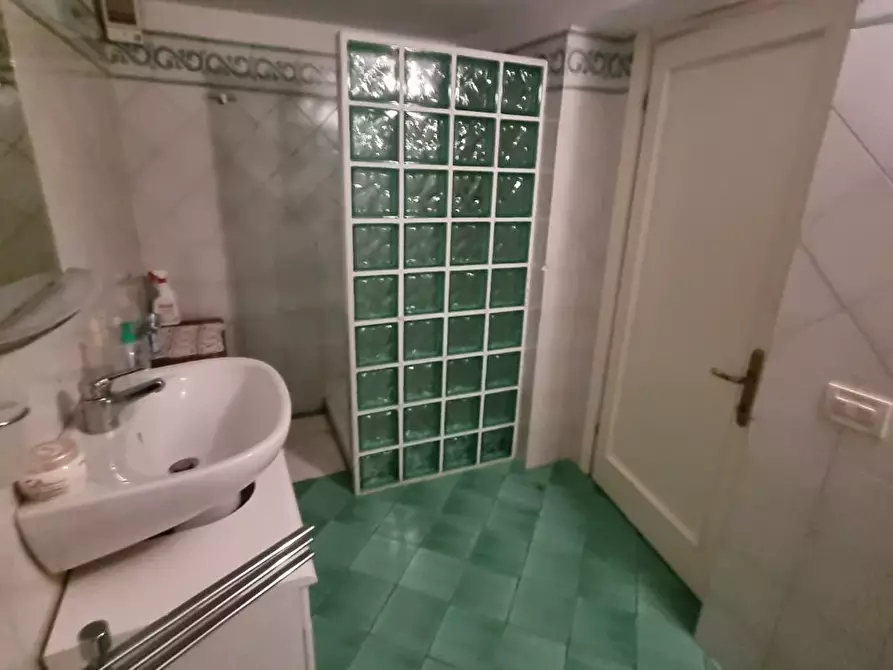 Immagine 17 di Villa in vendita  a Pisa