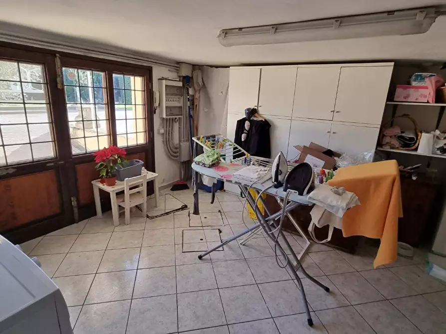 Immagine 16 di Villa in vendita  a Pisa