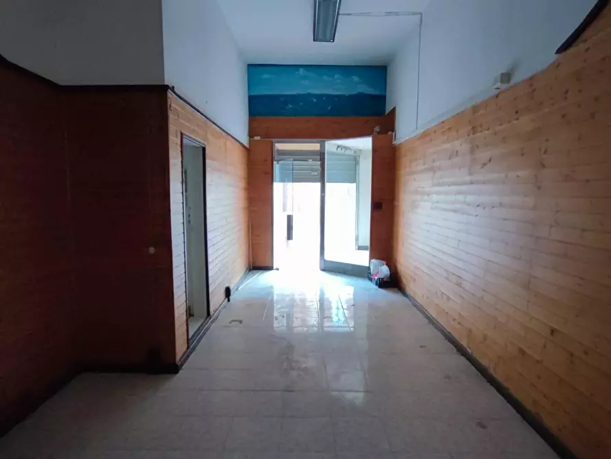 Immagine 12 di Locale commerciale in vendita  a Grosseto