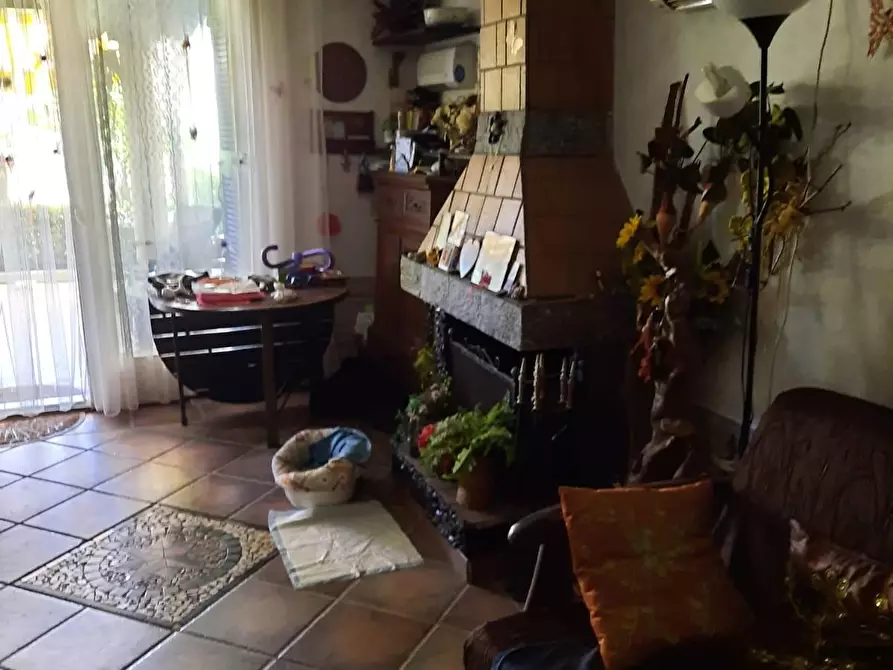 Immagine 10 di Casa semindipendente in vendita  a Ameglia