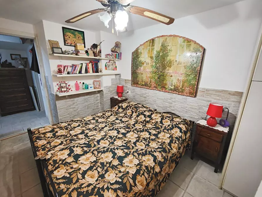 Immagine 10 di Casa semindipendente in vendita  a Ameglia