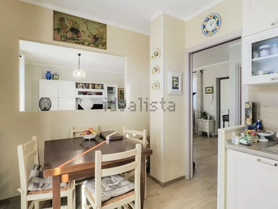 Immagine 7 di Villetta a schiera in vendita  a Massa