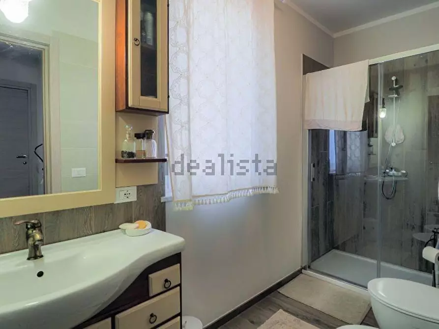 Immagine 15 di Villetta a schiera in vendita  a Massa