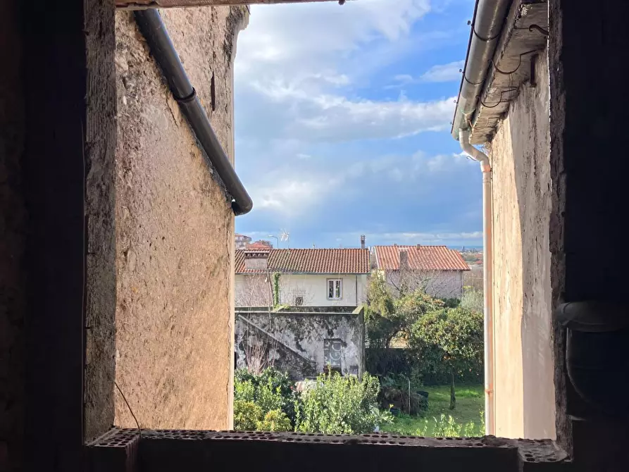 Immagine 5 di Appartamento in vendita  a Massa