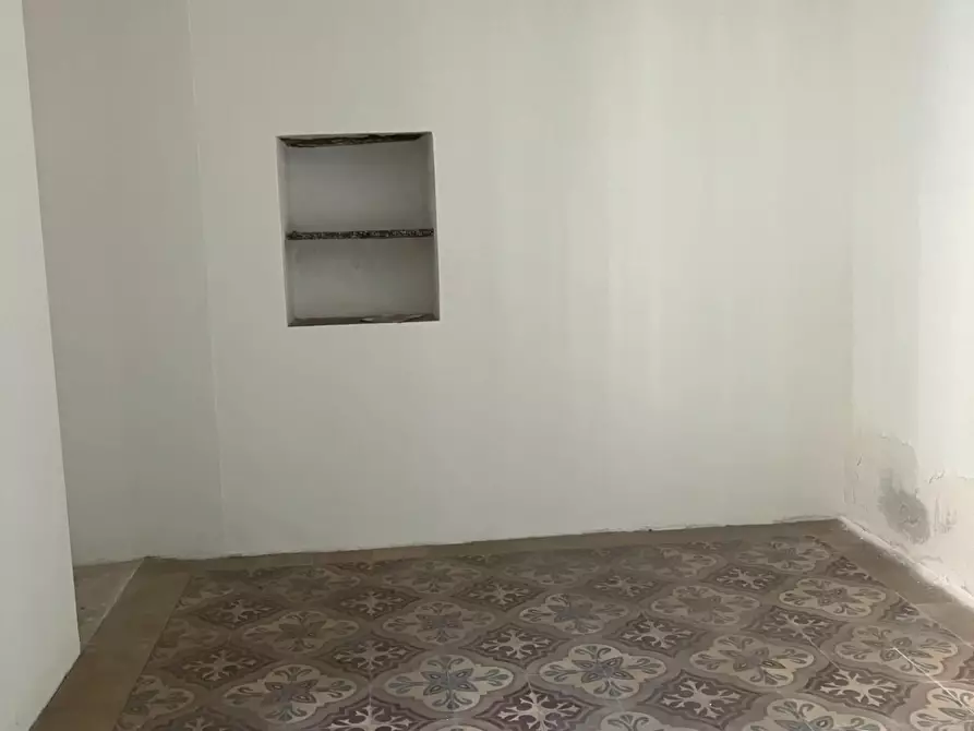 Immagine 4 di Appartamento in vendita  a Massa