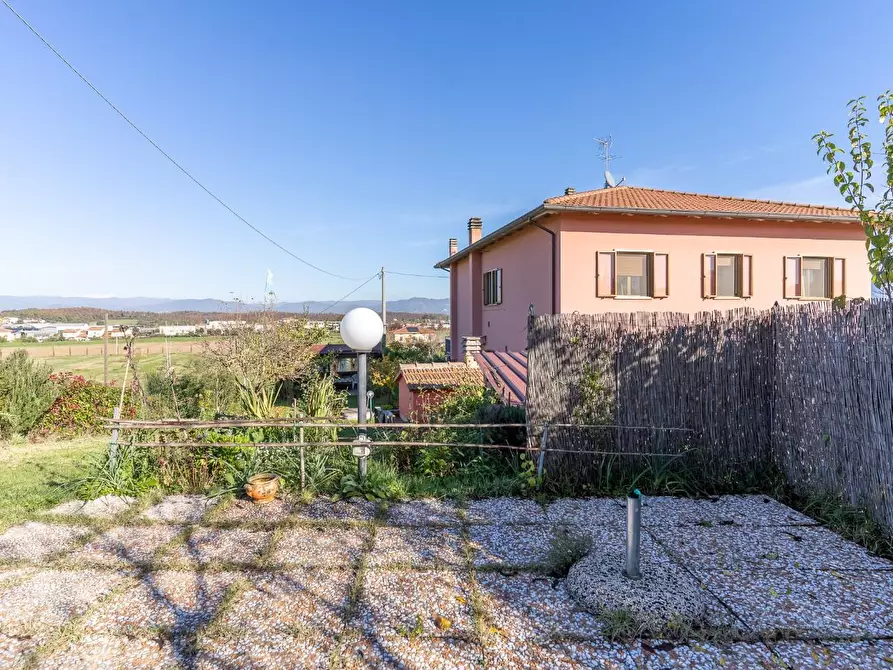 Immagine 1 di Villa in vendita  a Cerreto Guidi