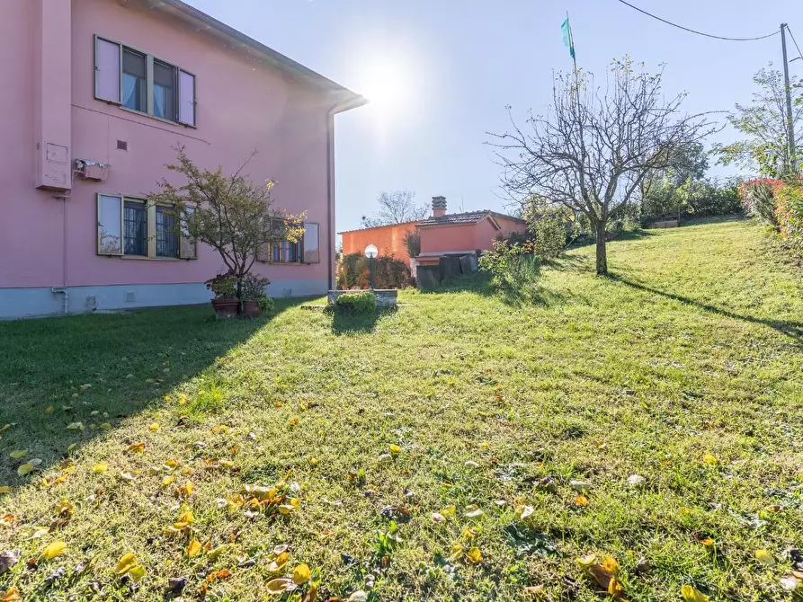 Immagine 5 di Villa in vendita  a Cerreto Guidi