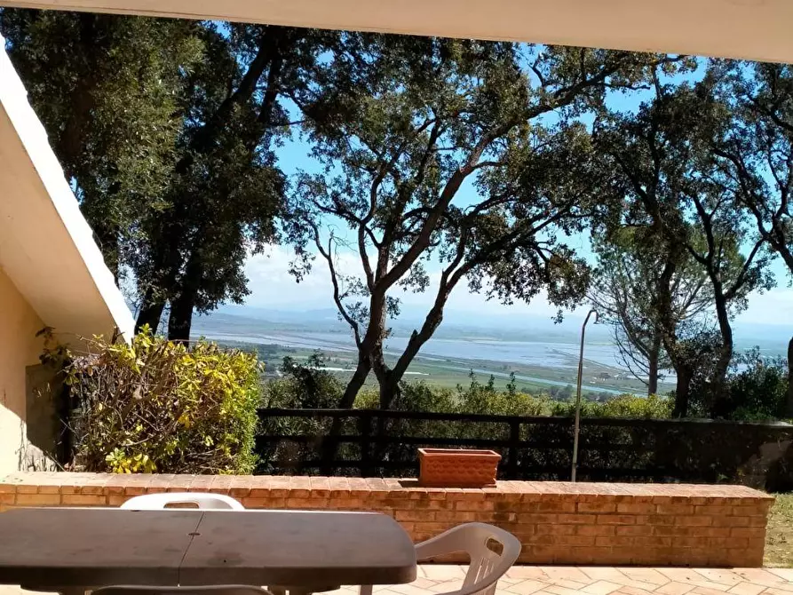 Immagine 3 di Villetta a schiera in vendita  a Castiglione Della Pescaia