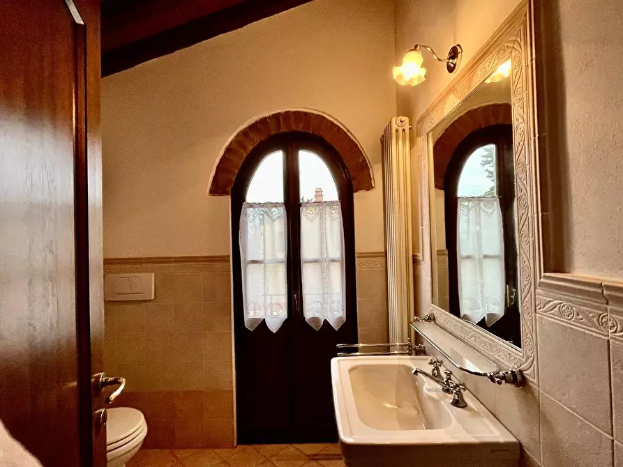 Immagine 32 di Rustico / casale in vendita  a Montopoli In Val D'arno