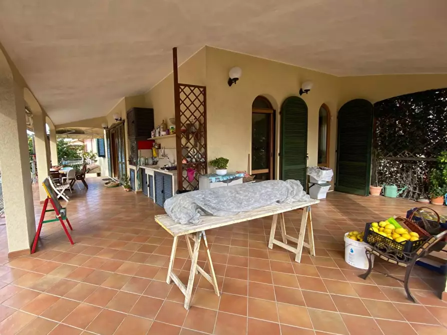 Immagine 4 di Villa in vendita  a Grosseto