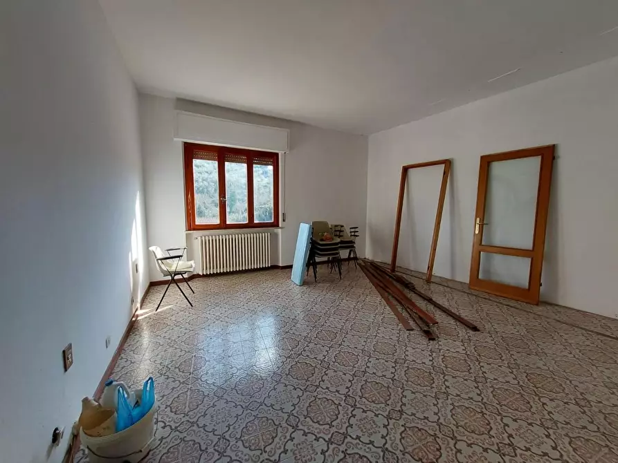 Immagine 11 di Appartamento in vendita  a Buti