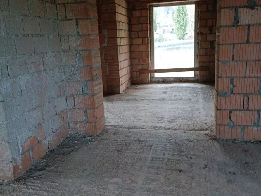 Immagine 4 di Villa in vendita  a Barga