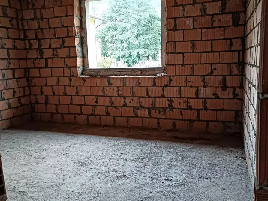 Immagine 11 di Villa in vendita  a Barga