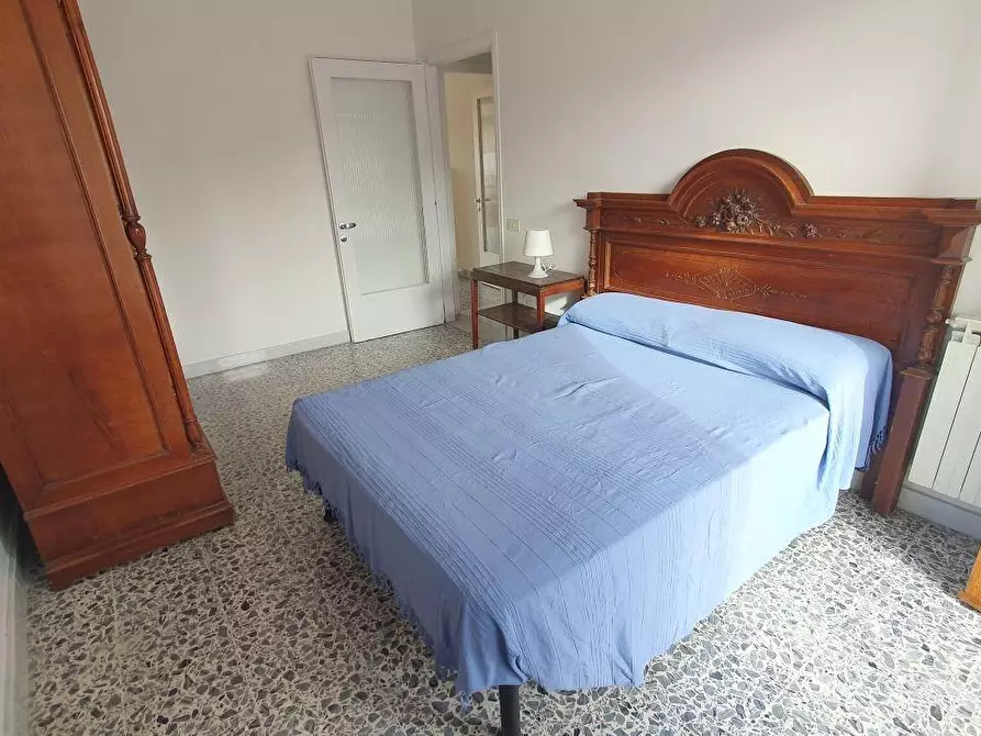 Immagine 15 di Appartamento in vendita  a Massa