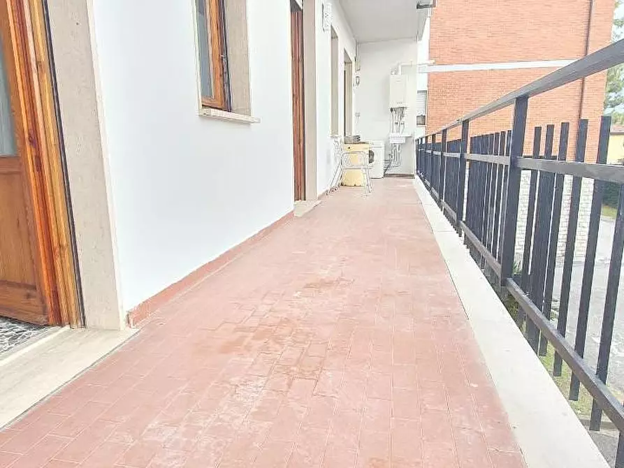 Immagine 22 di Appartamento in vendita  a Massa