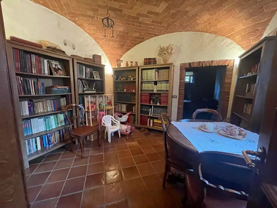 Immagine 4 di Porzione di casa in vendita  a Monteriggioni