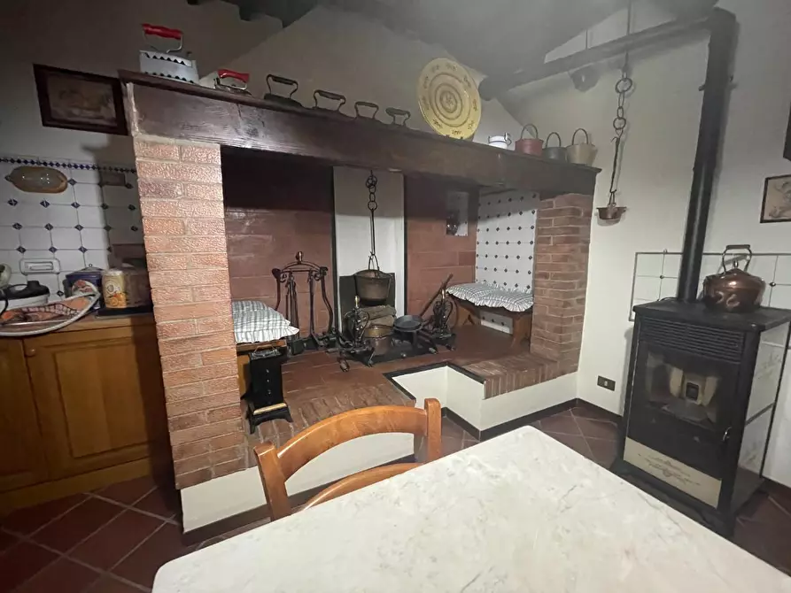 Immagine 8 di Porzione di casa in vendita  a Monteriggioni