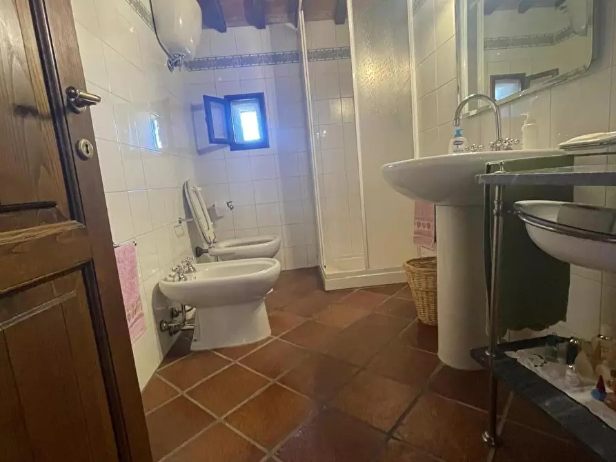 Immagine 13 di Porzione di casa in vendita  a Monteriggioni