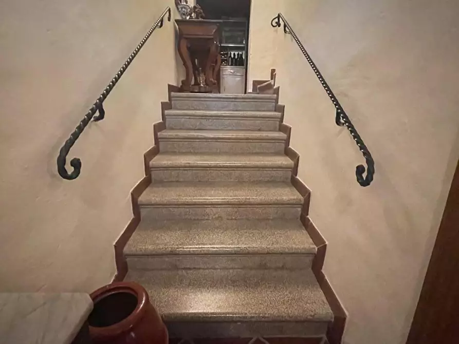 Immagine 5 di Porzione di casa in vendita  a Monteriggioni