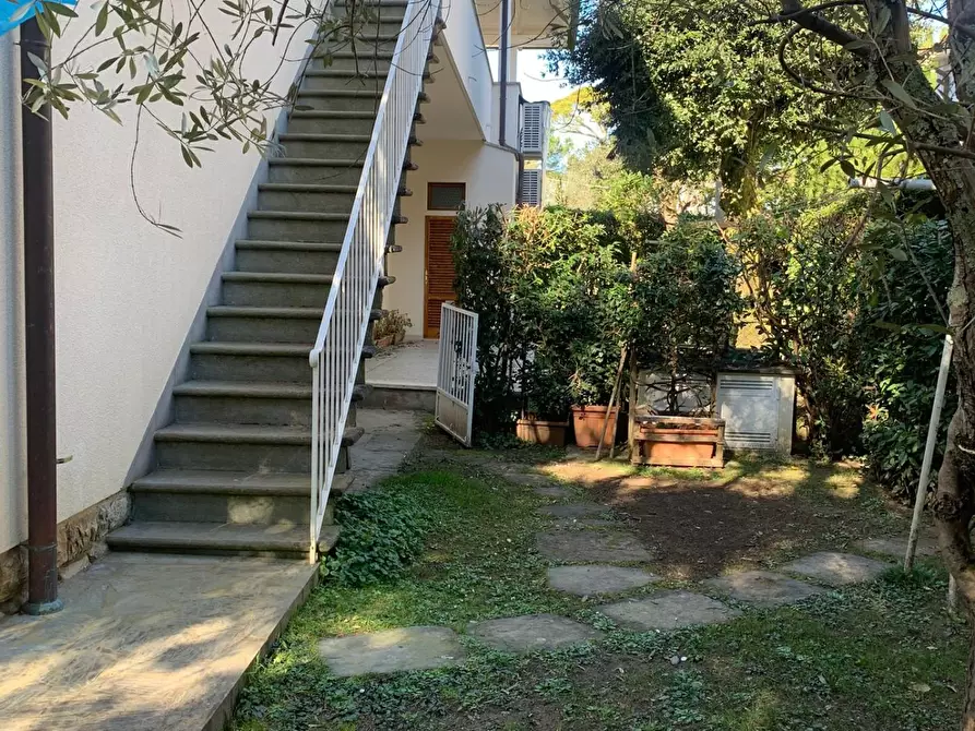 Immagine 21 di Appartamento in affitto  a Forte Dei Marmi