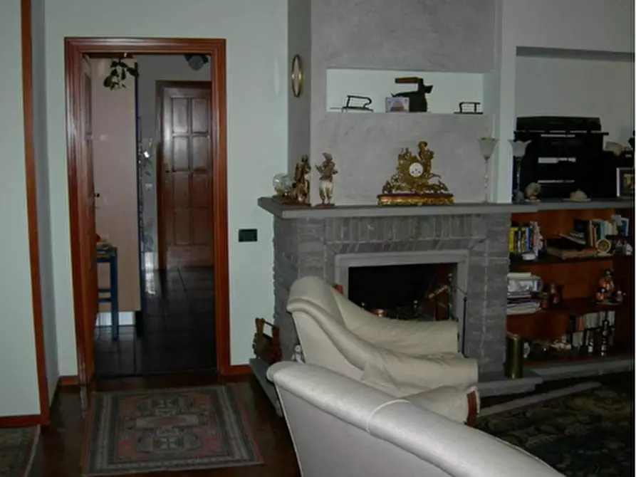 Immagine 6 di Appartamento in vendita  a Pontedera