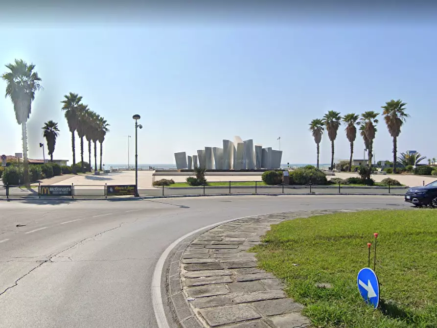 Immagine 14 di Appartamento in vendita  a Massa