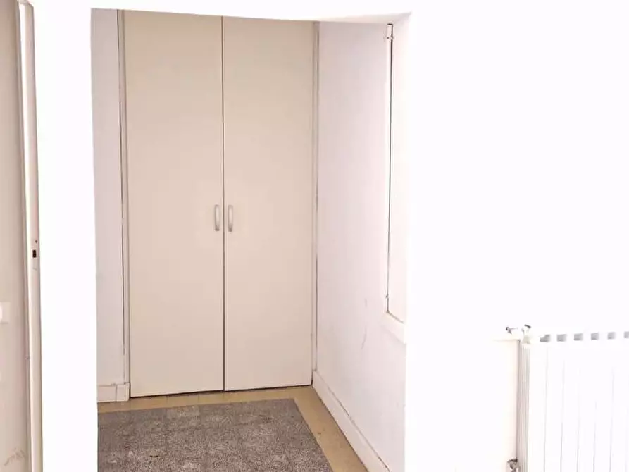 Immagine 9 di Appartamento in vendita  a Massa