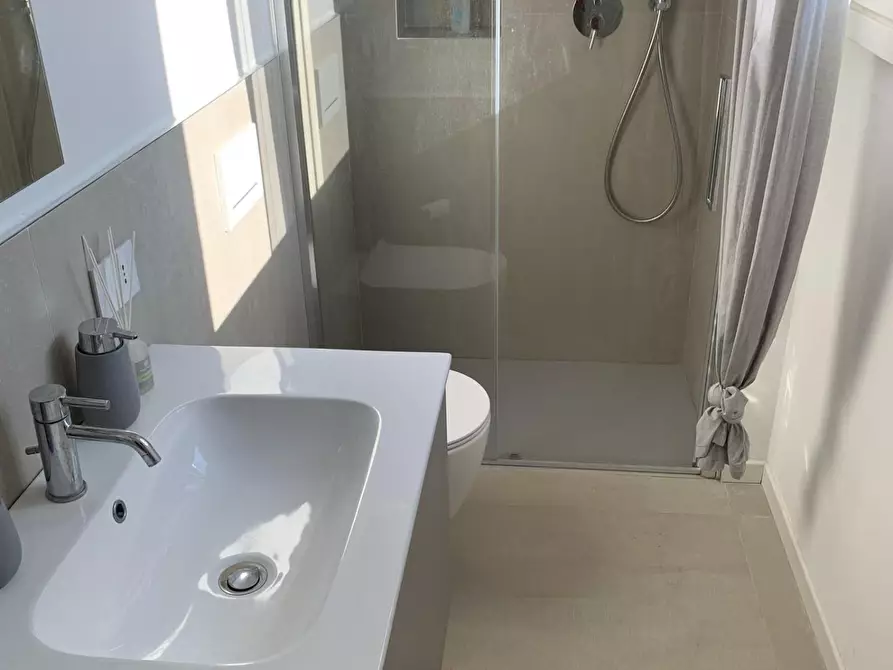 Immagine 3 di Casa bifamiliare in affitto  a Forte Dei Marmi