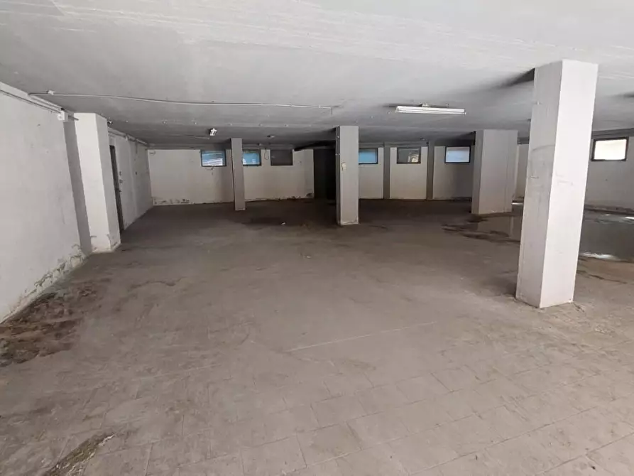 Immagine 4 di Garage in vendita  a Empoli