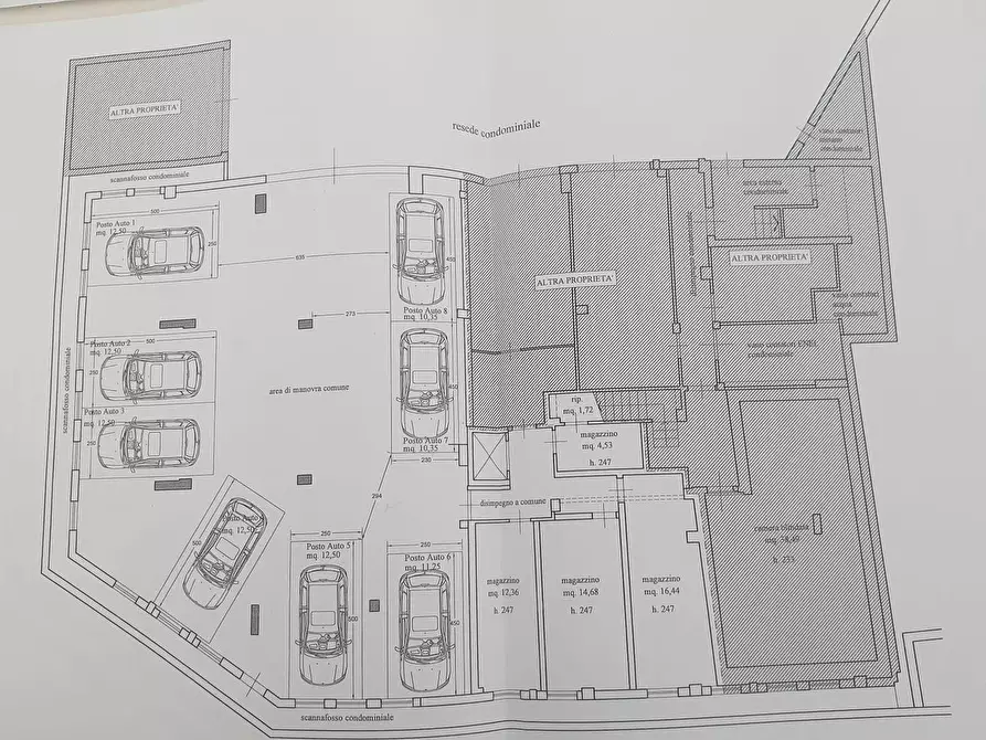 Immagine 11 di Garage in vendita  a Empoli