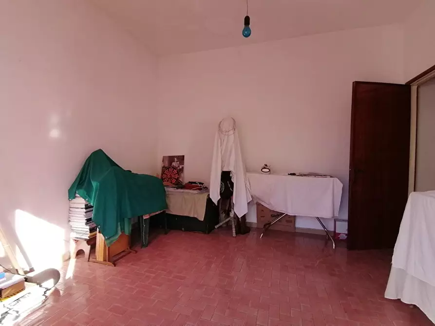 Immagine 9 di Appartamento in vendita  a Carrara