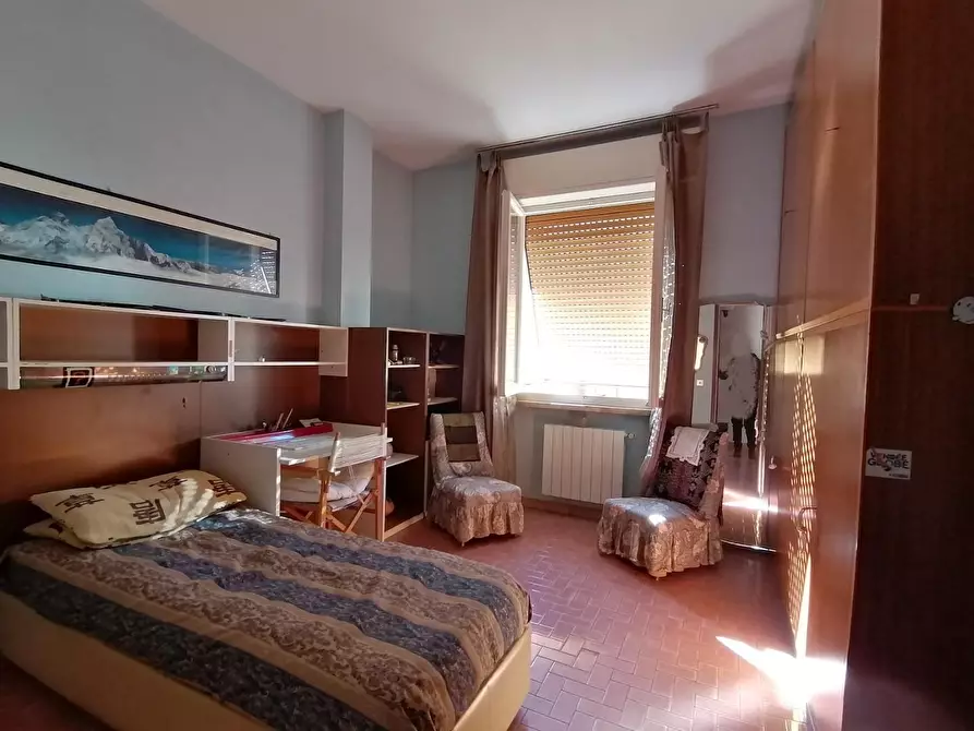 Immagine 8 di Appartamento in vendita  a Carrara