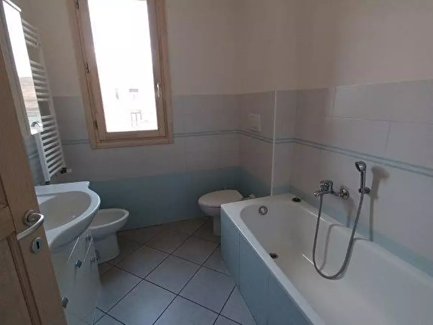 Immagine 15 di Appartamento in vendita  a Montelupo Fiorentino