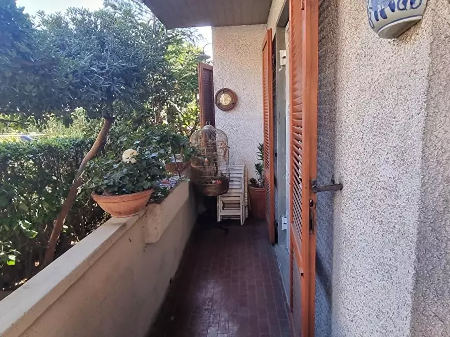 Immagine 30 di Villetta a schiera in vendita  a Massa