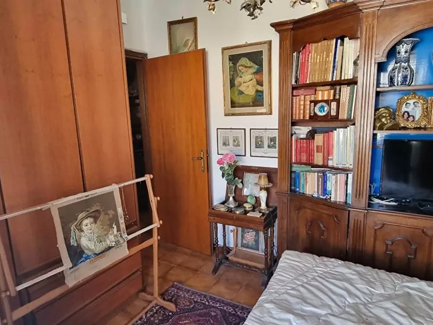 Immagine 18 di Villetta a schiera in vendita  a Massa