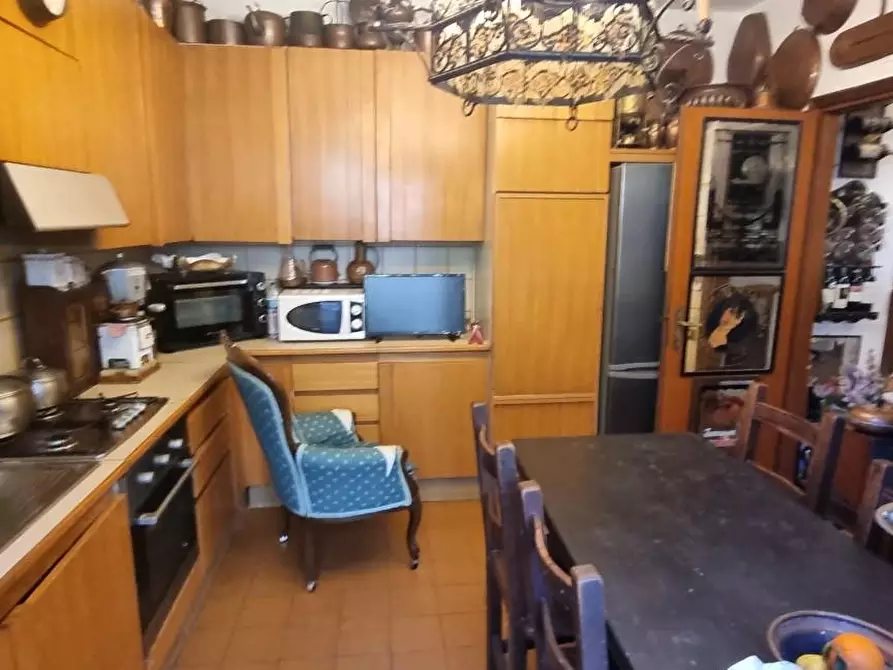 Immagine 8 di Villetta a schiera in vendita  a Massa