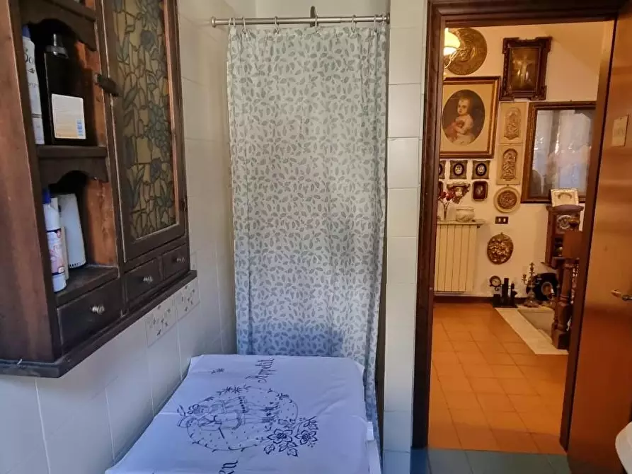 Immagine 23 di Villetta a schiera in vendita  a Massa