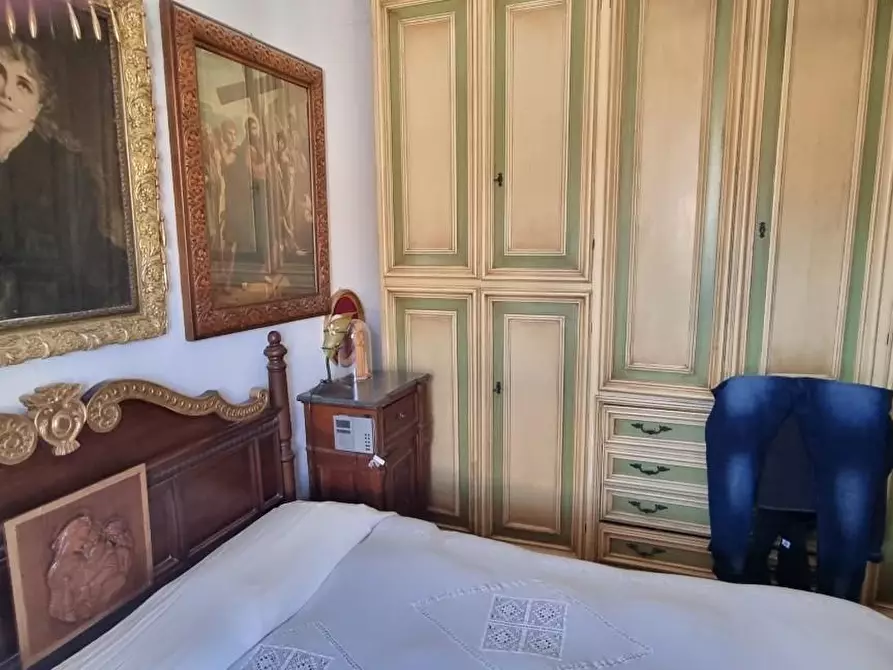 Immagine 15 di Villetta a schiera in vendita  a Massa