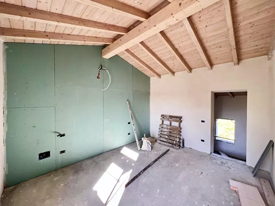 Immagine 8 di Terratetto in vendita  a San Giuliano Terme