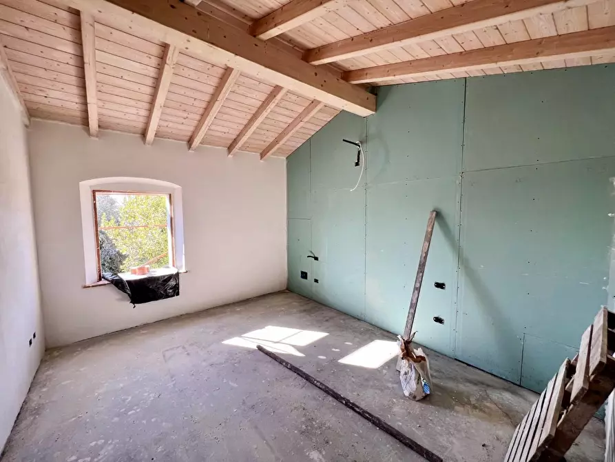 Immagine 7 di Terratetto in vendita  a San Giuliano Terme