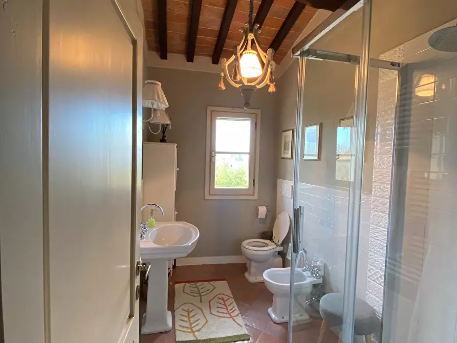 Immagine 9 di Rustico / casale in vendita  a Pisa