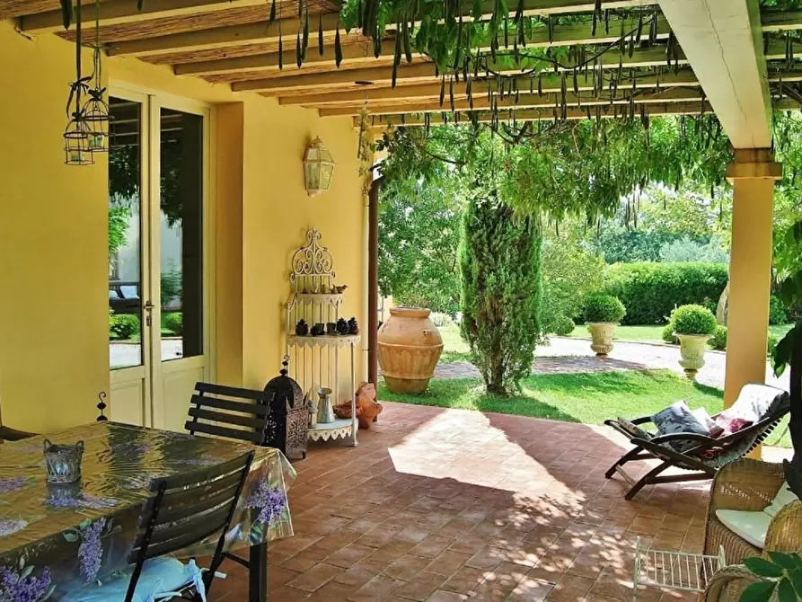 Immagine 60 di Rustico / casale in vendita  a Pisa